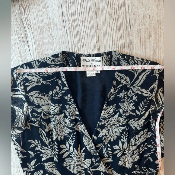 Rickie Freeman Teri Jon Vintage Silk Chiffon Floral V- Neck Wrap Dress 6 - Picture 10 of 14